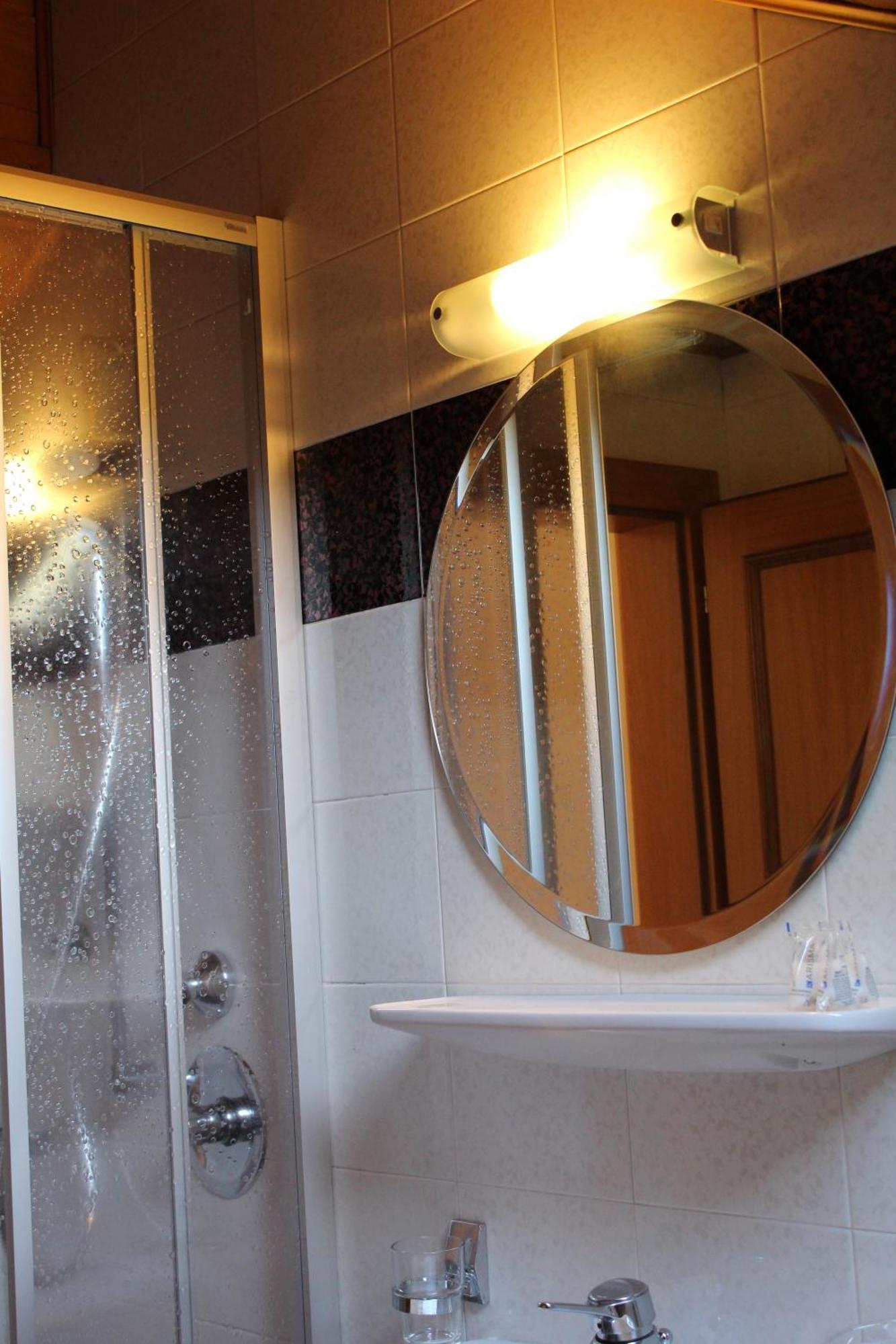 ヴィッラバッサ Residenze Sonnenscheinアパートホテル エクステリア 写真